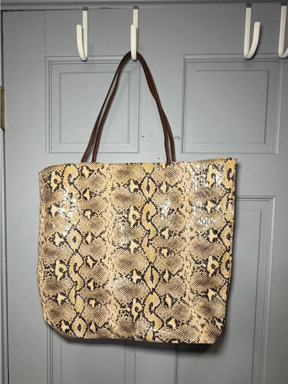 DSW Snake-Pattern Tote in Cream and Brown